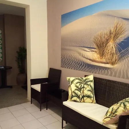 Oasis Guest house 2*