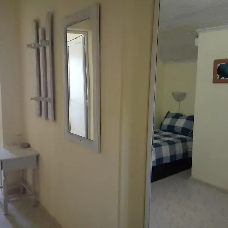 Oasis Guest house 2*