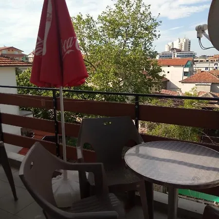 Oasis Guest house 2*