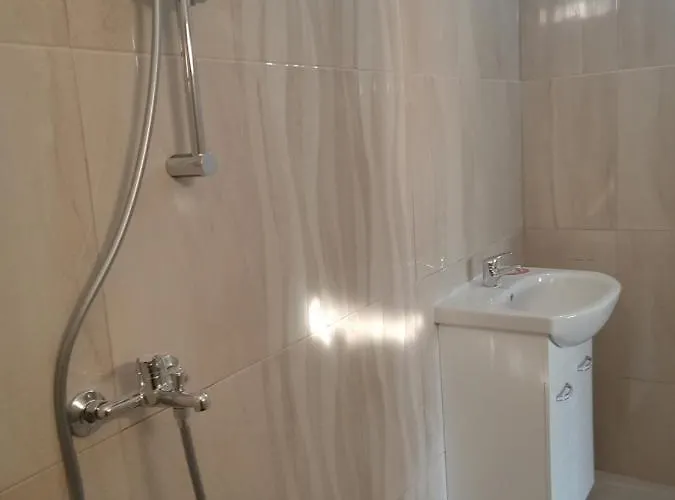 بيت ضيافة Oasis 2*