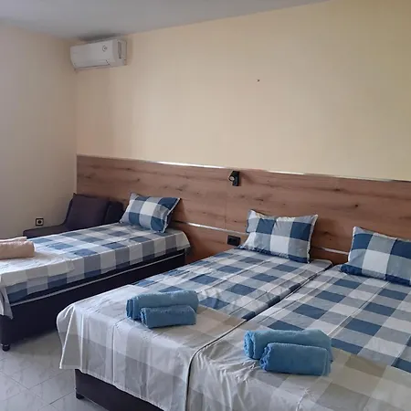 Oasis Kiten (Burgas)