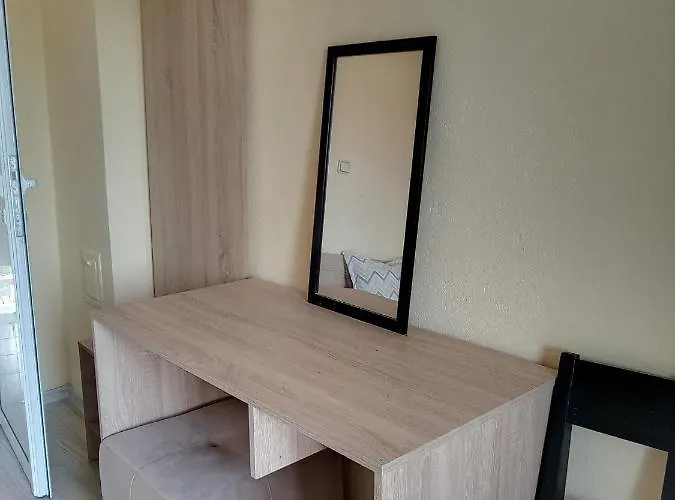 Oasis Kiten (Burgas)