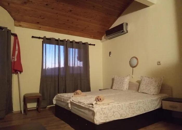 Oasis Gasthof Kiten (Burgas)